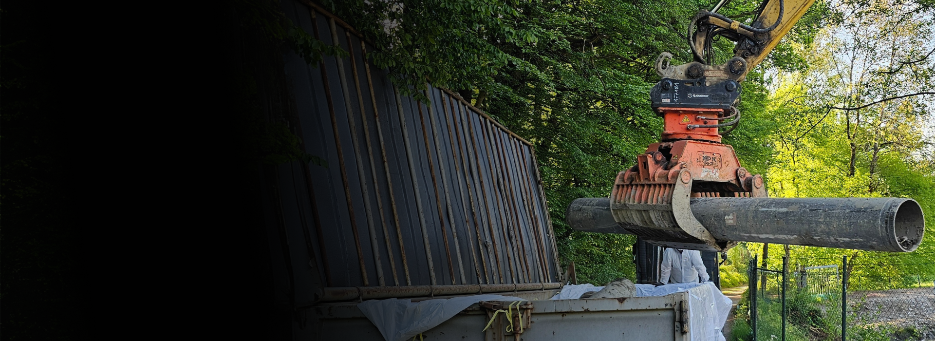 Asbestrohre entsorgen mit DESABAU